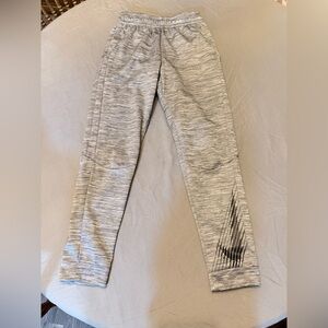 Nike do-fit pants, boys size large, like new